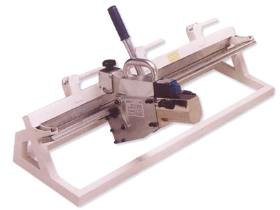 YKDJ2000系列自動液壓訂扣機